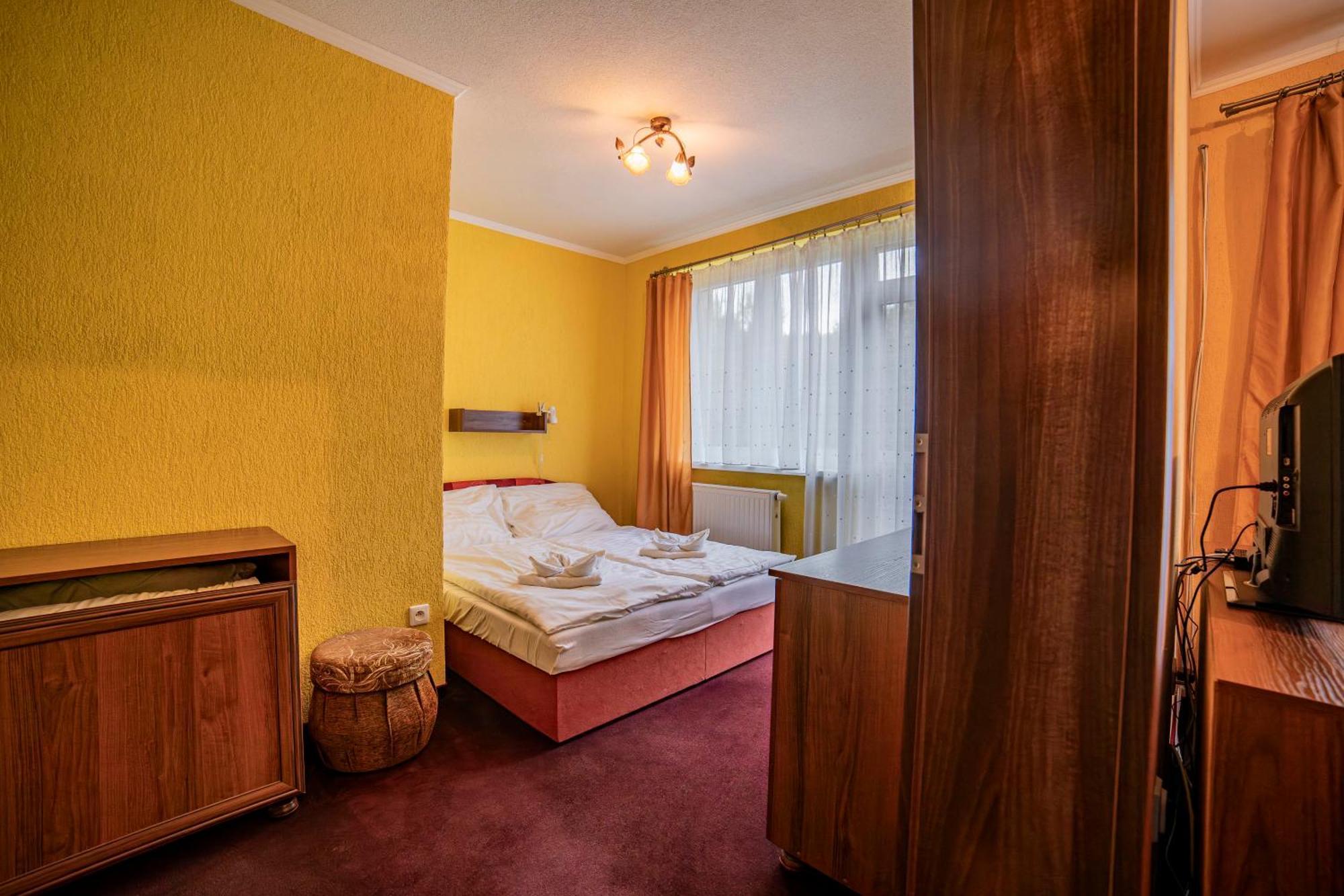Penzion Alpsky Dom Vitanova Bagian luar foto
