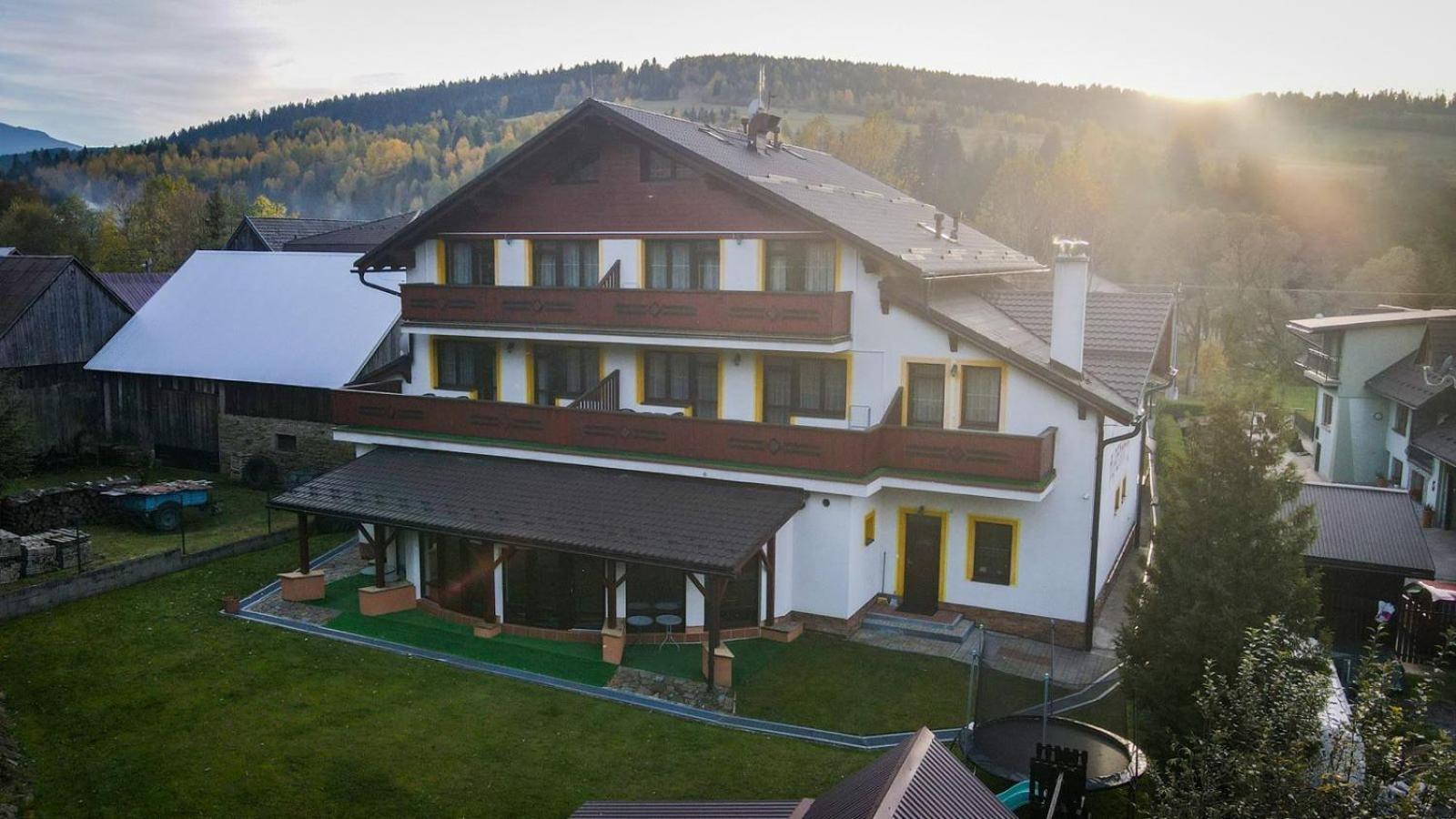 Penzion Alpsky Dom Vitanova Bagian luar foto